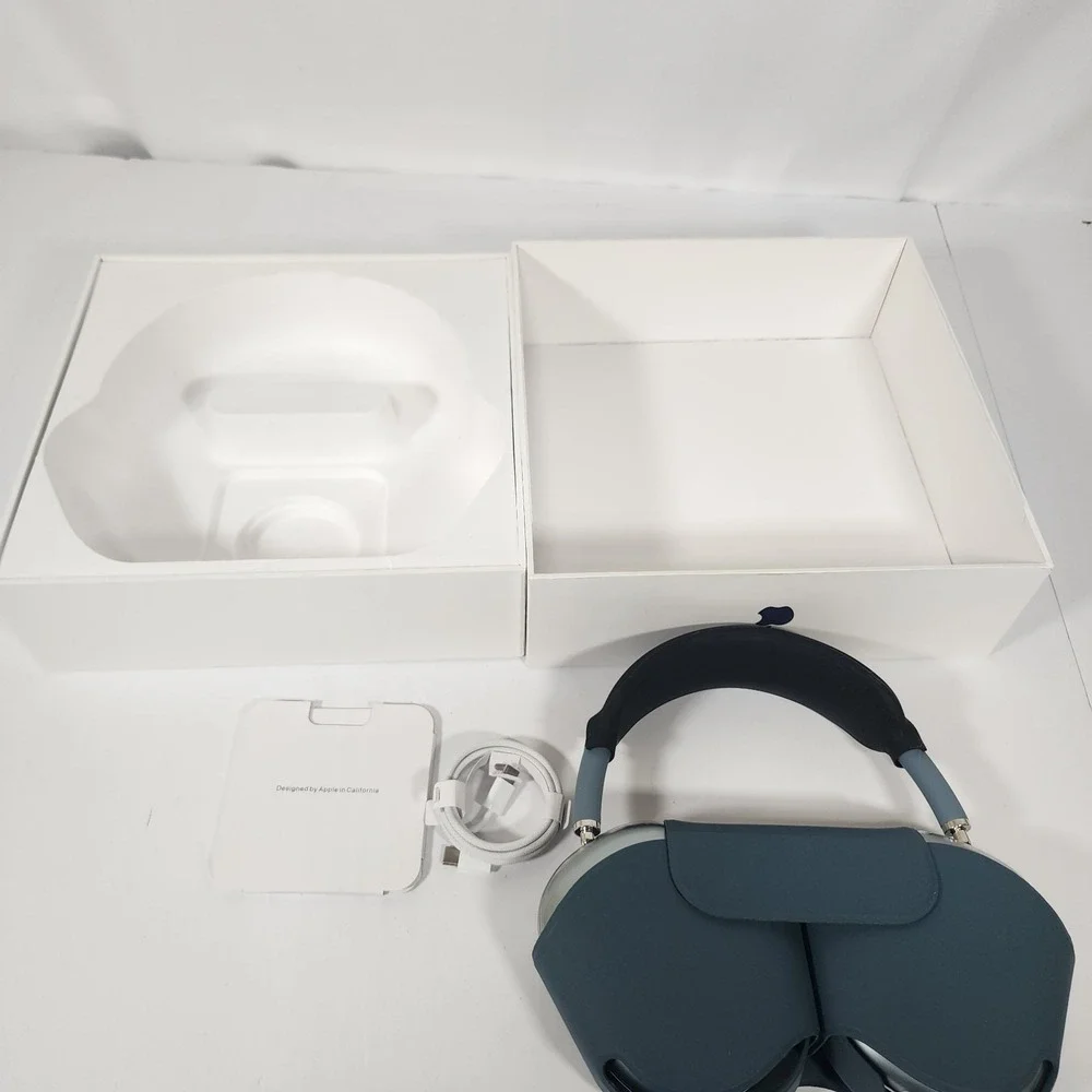 Apple AirPods Max USB-C Blue A3184 w/ Box Smart Case Cable Tested Works